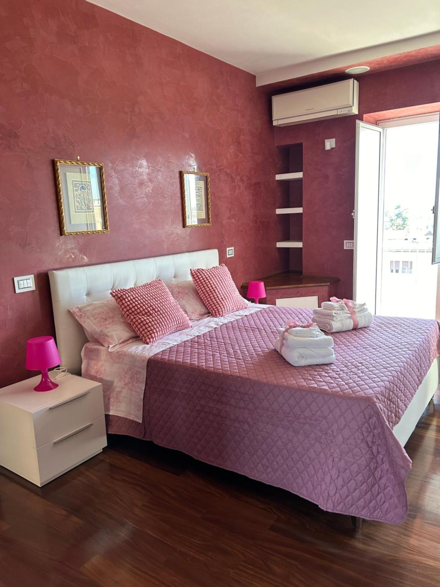 Luxury House481 Rom